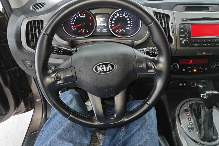 Used Kia Sportage R 2016 2.0L Automatic Two-Wheel Drive GLS Trim Steering Wheel