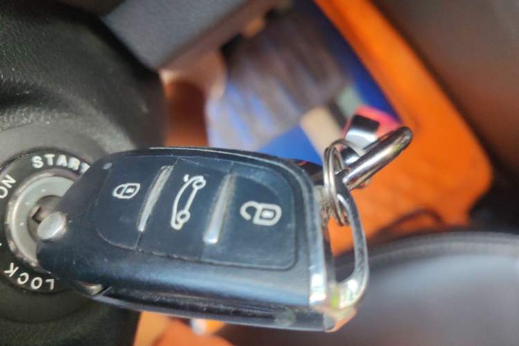 Used Kia Sportage R 2016 2.0L Automatic Two-Wheel Drive GL Vehicle Key