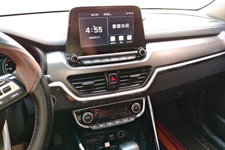 Used Kia Sportage R 2018 2.0L Automatic Smart Luxury Version China V Standard Audio And AC Panel