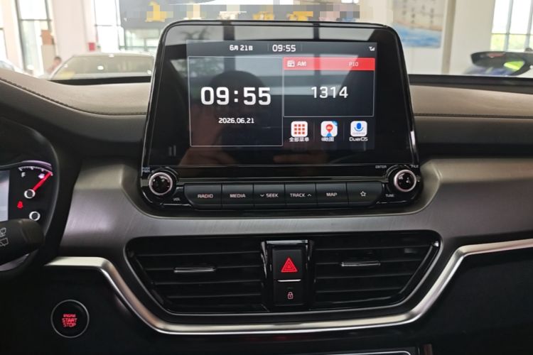 Used Kia Sportage R 2018 2.0L Automatic Smart Luxury Version China V Standard Audio And AC Panel