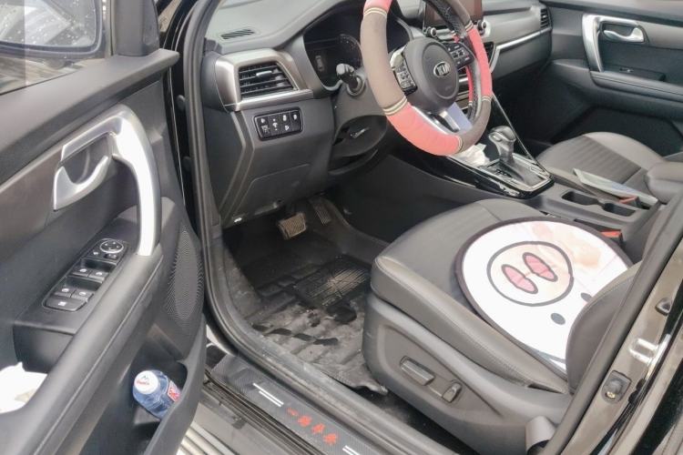 Used Kia Sportage R 2018 2.0L Automatic Smart Luxury Version China V Standard Driver Seat