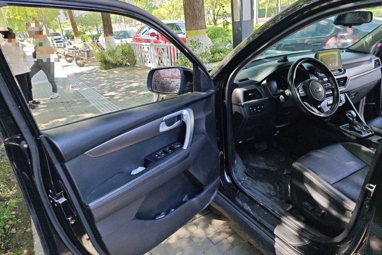 Used Kia Sportage R 2018 2.0L Automatic Smart Luxury Version China V Standard Driver Seat