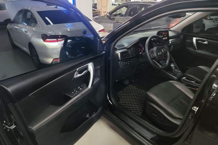 Used Kia Sportage R 2018 2.0L Automatic Smart Luxury Version China V Standard Driver Seat