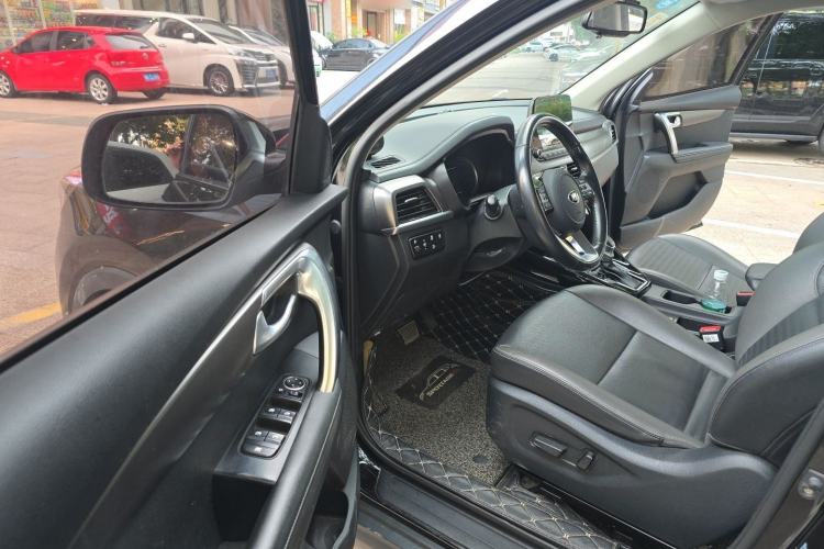 Used Kia Sportage R 2018 2.0L Automatic Smart Luxury Version China V Standard Driver Seat