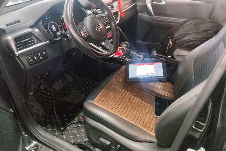 Used Kia Sportage R 2018 2.0L Automatic Smart Luxury Version China V Standard Driver Seat