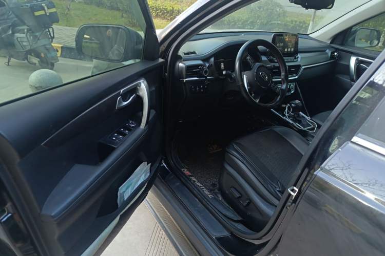 Used Kia Sportage R 2018 2.0L Automatic Smart Luxury Version China V Standard Driver Seat