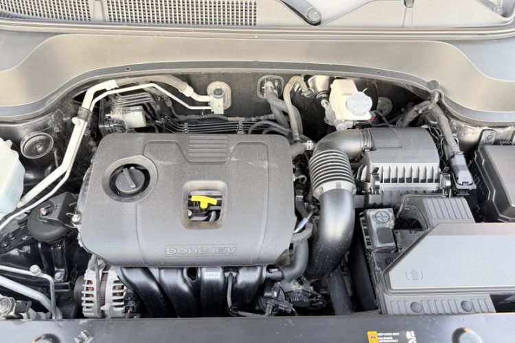 Used Kia Sportage R 2018 2.0L Automatic Smart Luxury Version China V Standard Engine Bay
