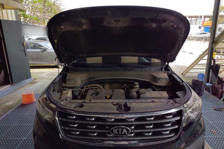 Used Kia Sportage R 2018 2.0L Automatic Smart Luxury Version China V Standard Engine Bay