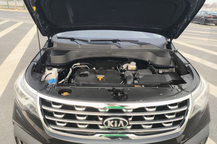 Used Kia Sportage R 2018 2.0L Automatic Smart Luxury Version China V Standard Engine Bay