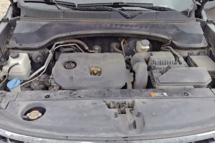 Used Kia Sportage R 2018 2.0L Automatic Smart Luxury Version China V Standard Engine Bay