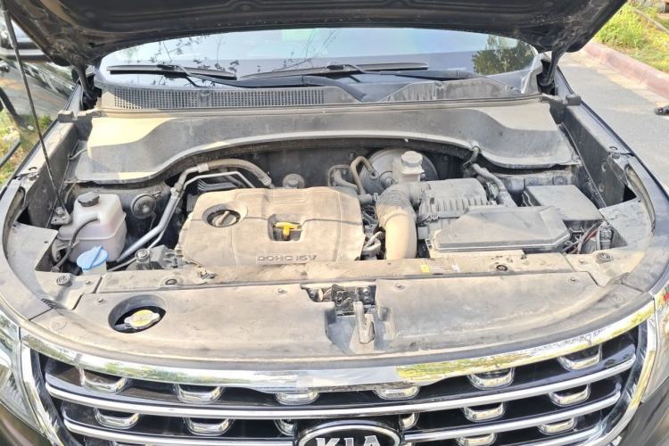 Used Kia Sportage R 2018 2.0L Automatic Smart Luxury Version China V Standard Engine Bay