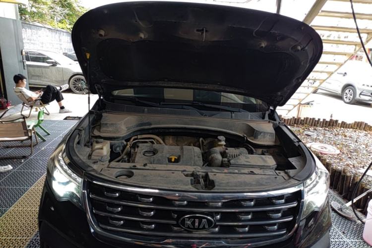 Used Kia Sportage R 2018 2.0L Automatic Smart Luxury Version China V Standard Engine Bay