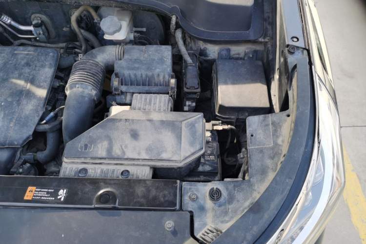 Used Kia Sportage R 2018 2.0L Automatic Smart Luxury Version China V Standard Engine Bay Left