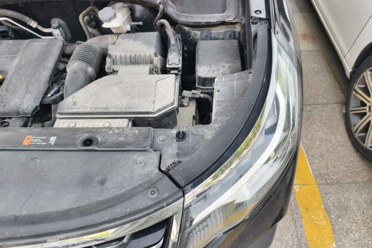 Used Kia Sportage R 2018 2.0L Automatic Smart Luxury Version China V Standard Engine Bay Left