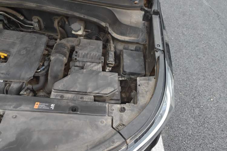 Used Kia Sportage R 2018 2.0L Automatic Smart Luxury Version China V Standard Engine Bay Left