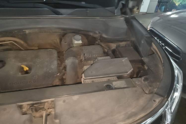Used Kia Sportage R 2018 2.0L Automatic Smart Luxury Version China V Standard Engine Bay Left
