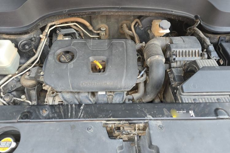 Used Kia Sportage R 2018 2.0L Automatic Smart Luxury Version China V Standard Engine Bay