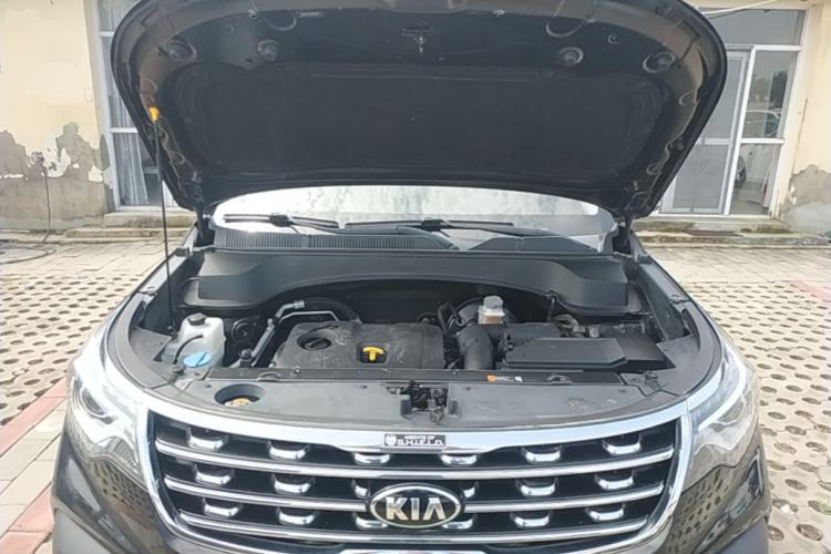 Used Kia Sportage R 2018 2.0L Automatic Smart Luxury Version China V Standard Engine Bay