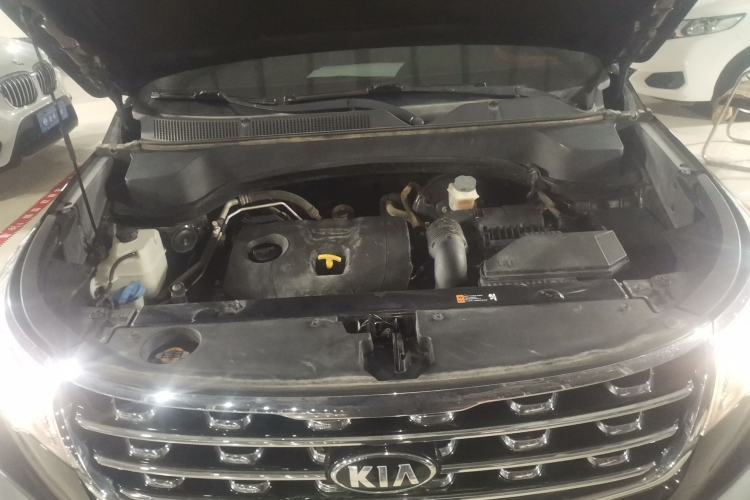 Used Kia Sportage R 2018 2.0L Automatic Smart Luxury Version China V Standard Engine Bay