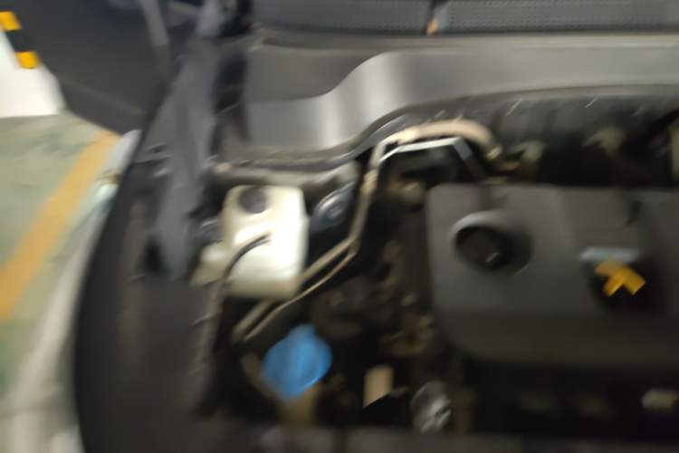 Used Kia Sportage R 2018 2.0L Automatic Smart Luxury Version China V Standard Engine Bay Right