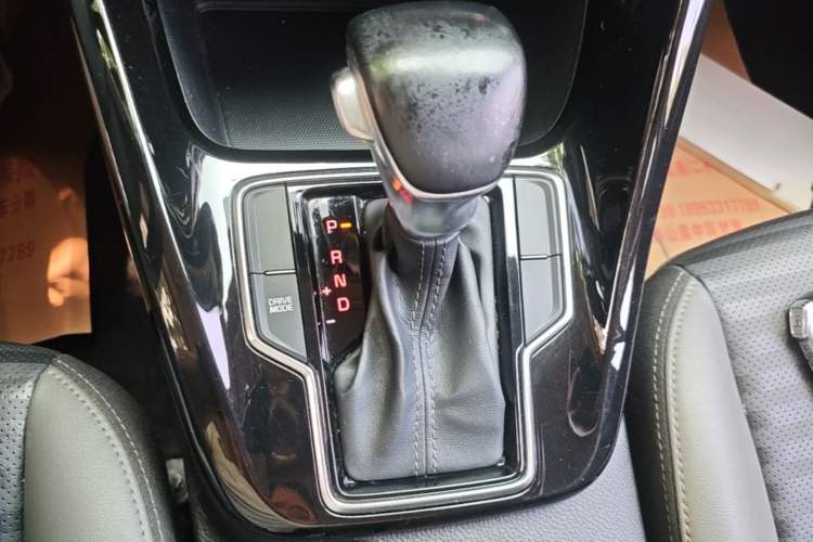 Used Kia Sportage R 2018 2.0L Automatic Smart Luxury Version China V Standard Gear Lever