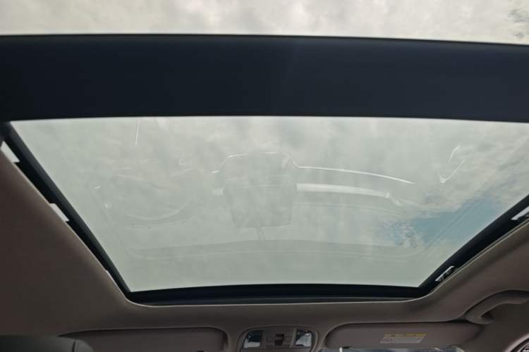 Used Kia Sportage R 2018 2.0L Automatic Smart Luxury Version China V Standard Headliner