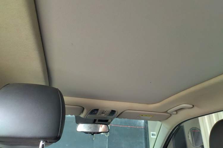 Used Kia Sportage R 2018 2.0L Automatic Smart Luxury Version China V Standard Headliner