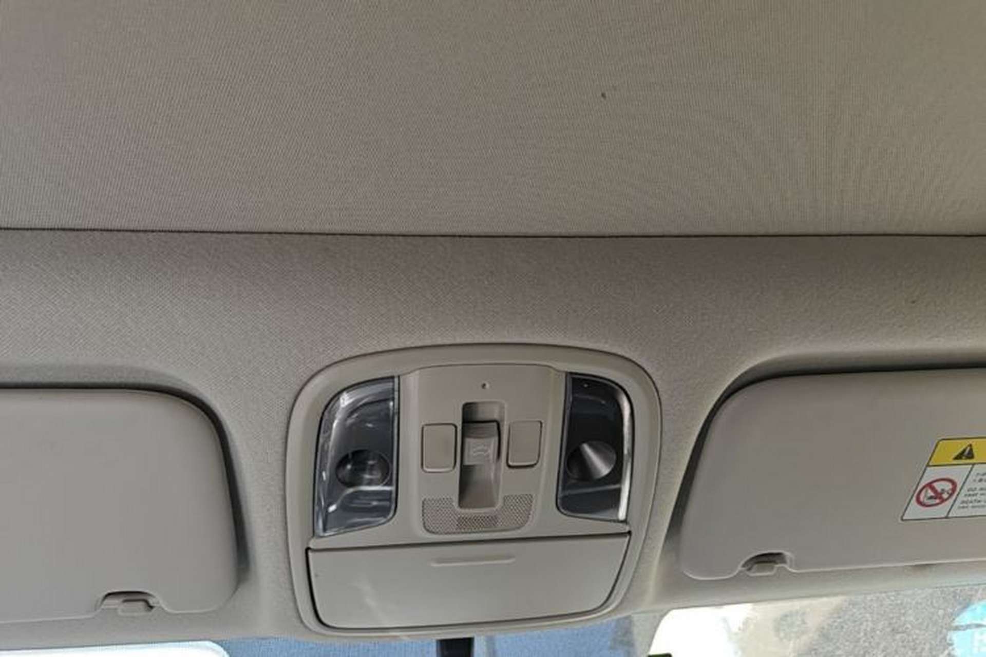 Used Kia Sportage R 2018 2.0L Automatic Smart Luxury Version China V Standard Headliner
