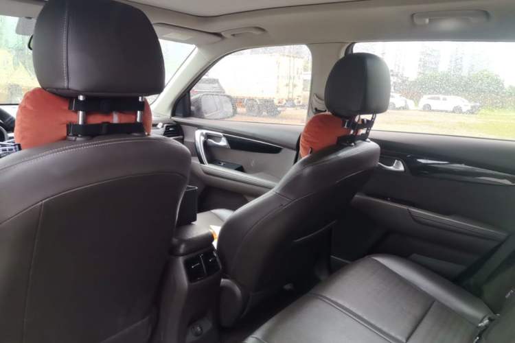 Used Kia Sportage R 2018 2.0L Automatic Smart Luxury Version China V Standard Headliner