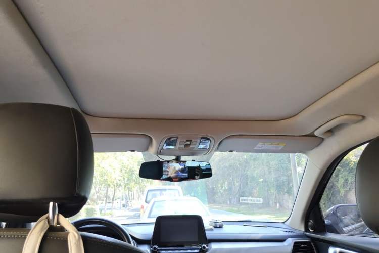 Used Kia Sportage R 2018 2.0L Automatic Smart Luxury Version China V Standard Headliner