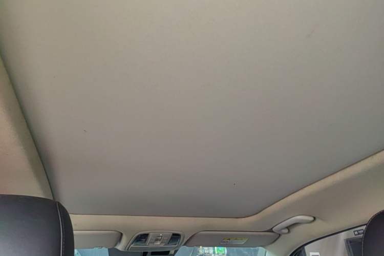 Used Kia Sportage R 2018 2.0L Automatic Smart Luxury Version China V Standard Headliner
