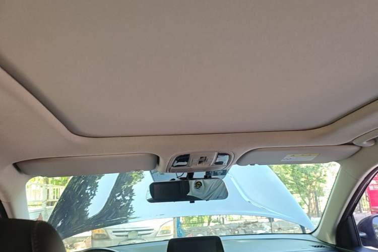 Used Kia Sportage R 2018 2.0L Automatic Smart Luxury Version China V Standard Headliner