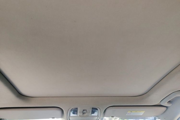 Used Kia Sportage R 2018 2.0L Automatic Smart Luxury Version China V Standard Headliner