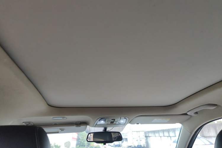 Used Kia Sportage R 2018 2.0L Automatic Smart Luxury Version China V Standard Headliner