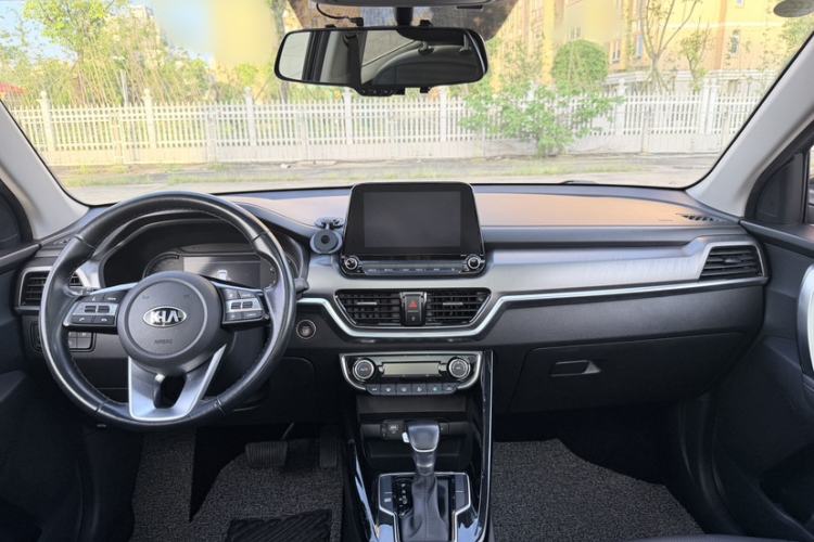 Used Kia Sportage R 2018 2.0L Automatic Smart Luxury Version China V Standard Instrument Cluster