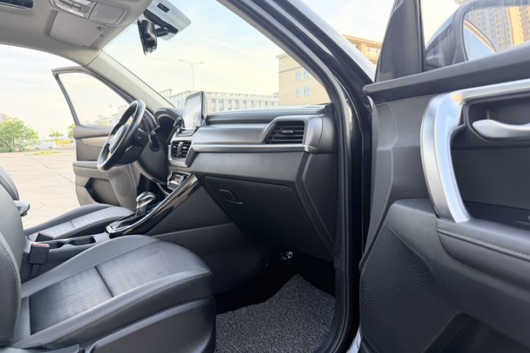 Used Kia Sportage R 2018 2.0L Automatic Smart Luxury Version China V Standard Interior 6