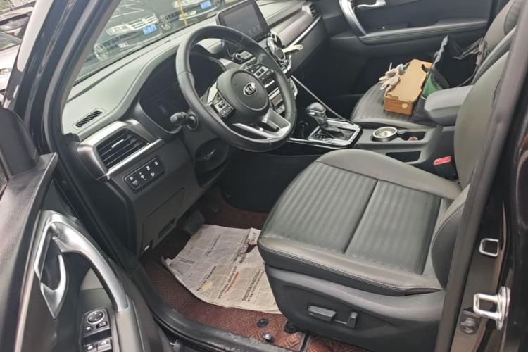 Used Kia Sportage R 2018 2.0L Automatic Smart Luxury Version China V Standard Left Front Seat