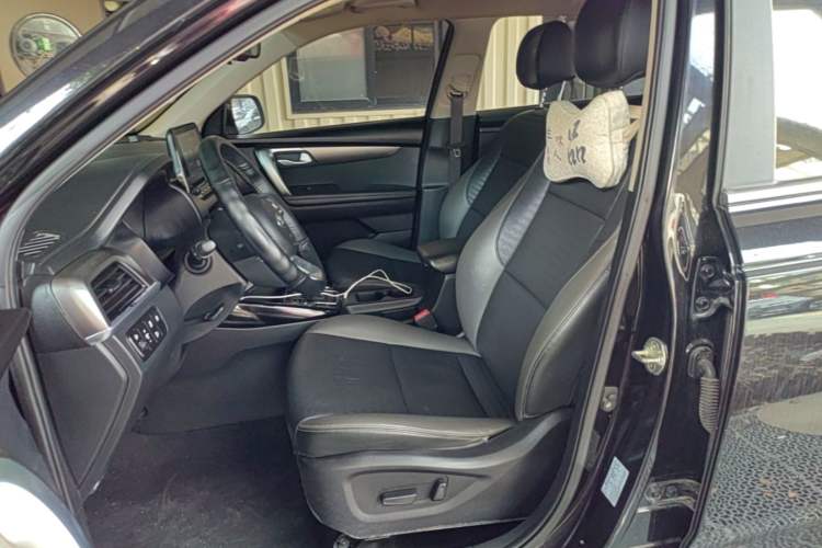 Used Kia Sportage R 2018 2.0L Automatic Smart Luxury Version China V Standard Left Front Seat