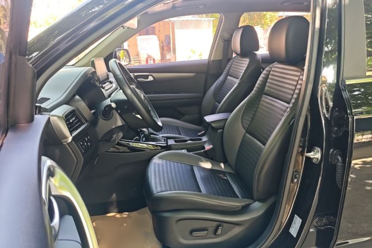 Used Kia Sportage R 2018 2.0L Automatic Smart Luxury Version China V Standard Left Front Seat