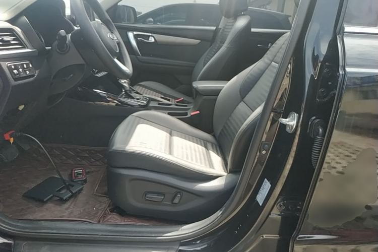 Used Kia Sportage R 2018 2.0L Automatic Smart Luxury Version China V Standard Left Front Seat