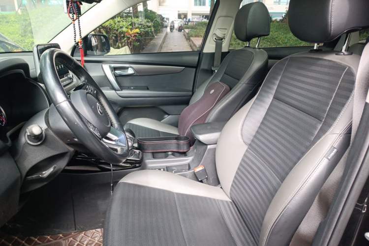 Used Kia Sportage R 2018 2.0L Automatic Smart Luxury Version China V Standard Left Front Seat