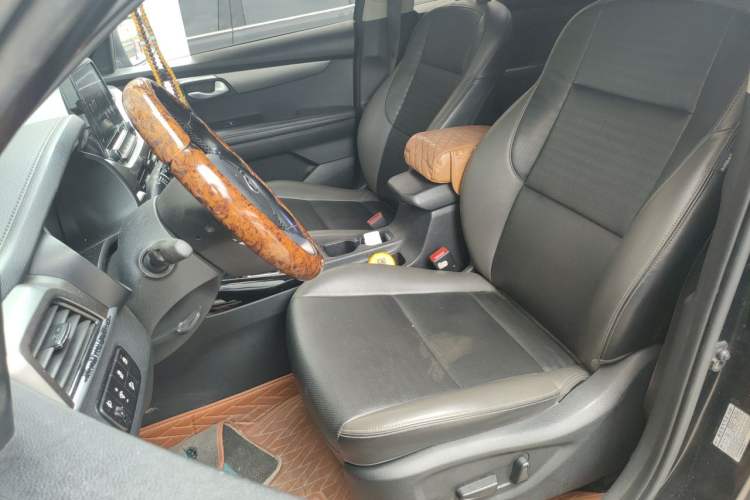 Used Kia Sportage R 2018 2.0L Automatic Smart Luxury Version China V Standard Left Front Seat