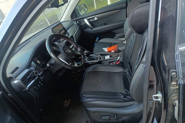 Used Kia Sportage R 2018 2.0L Automatic Smart Luxury Version China V Standard Left Front Seat