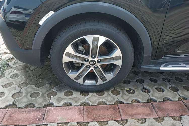 Used Kia Sportage R 2018 2.0L Automatic Smart Luxury Version China V Standard Left Front Wheel Hub
