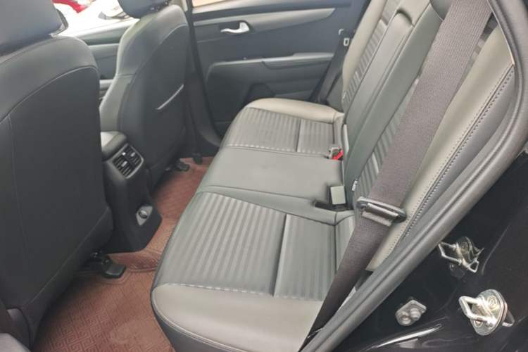 Used Kia Sportage R 2018 2.0L Automatic Smart Luxury Version China V Standard Left Rear Seat