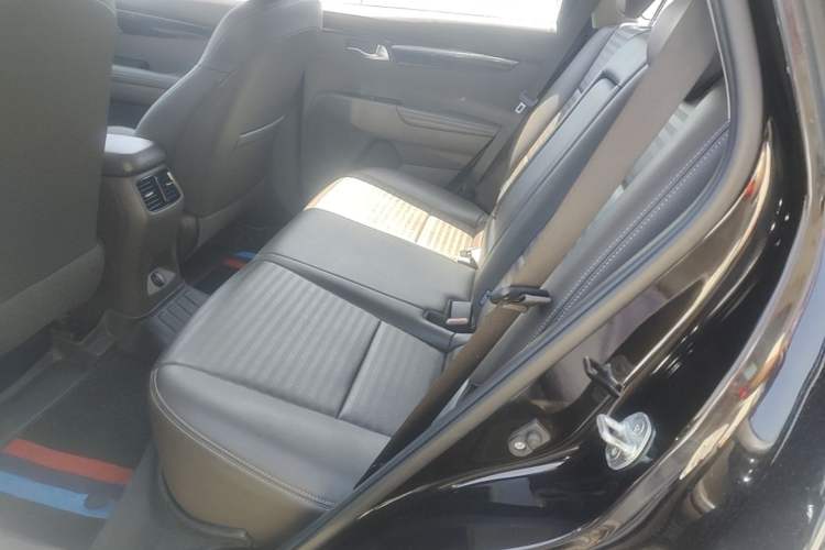 Used Kia Sportage R 2018 2.0L Automatic Smart Luxury Version China V Standard Left Rear Seat