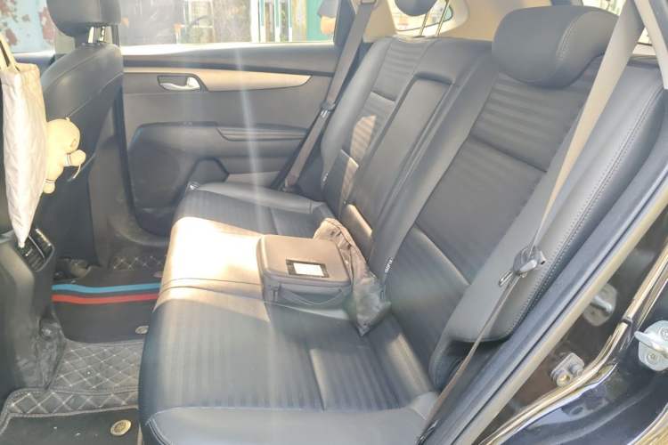 Used Kia Sportage R 2018 2.0L Automatic Smart Luxury Version China V Standard Left Rear Seat