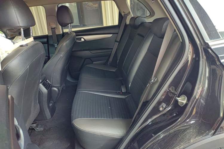 Used Kia Sportage R 2018 2.0L Automatic Smart Luxury Version China V Standard Left Rear Seat