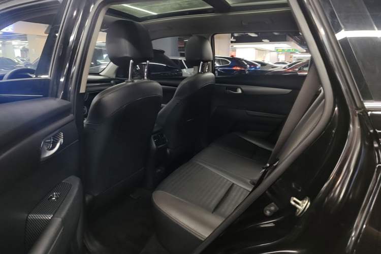 Used Kia Sportage R 2018 2.0L Automatic Smart Luxury Version China V Standard Left Rear Seat