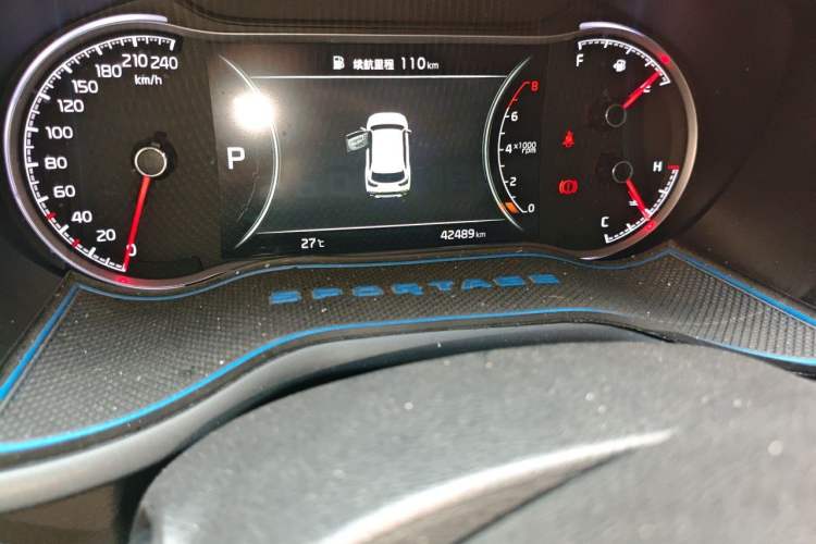 Used Kia Sportage R 2018 2.0L Automatic Smart Luxury Version China V Standard Odometer Close Up